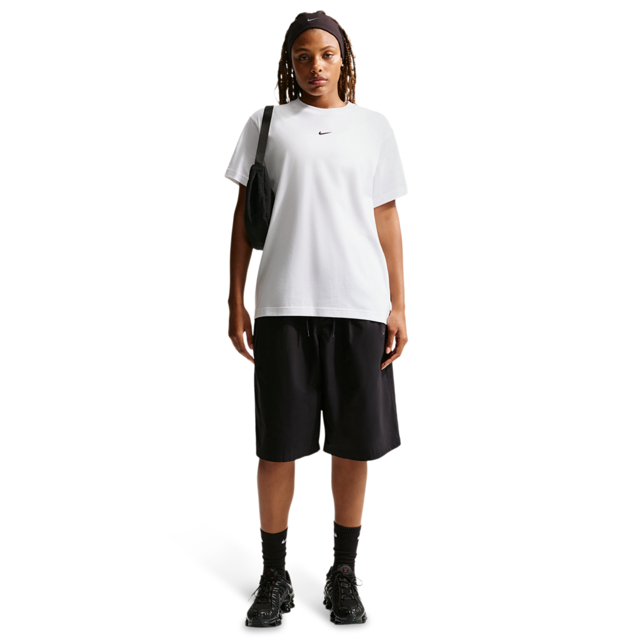 Nike Sportswear Oversized Short-sleeve T-shirt Image 4 sur 5. Appuyez pour ouvrir la galerie de photos.