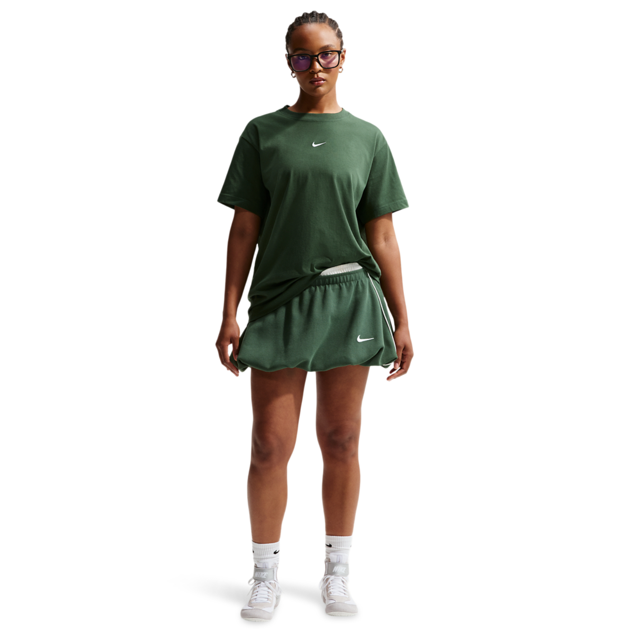 Nike Sportswear Oversized Short-sleeve T-shirt Image 4 sur 5. Appuyez pour ouvrir la galerie de photos.