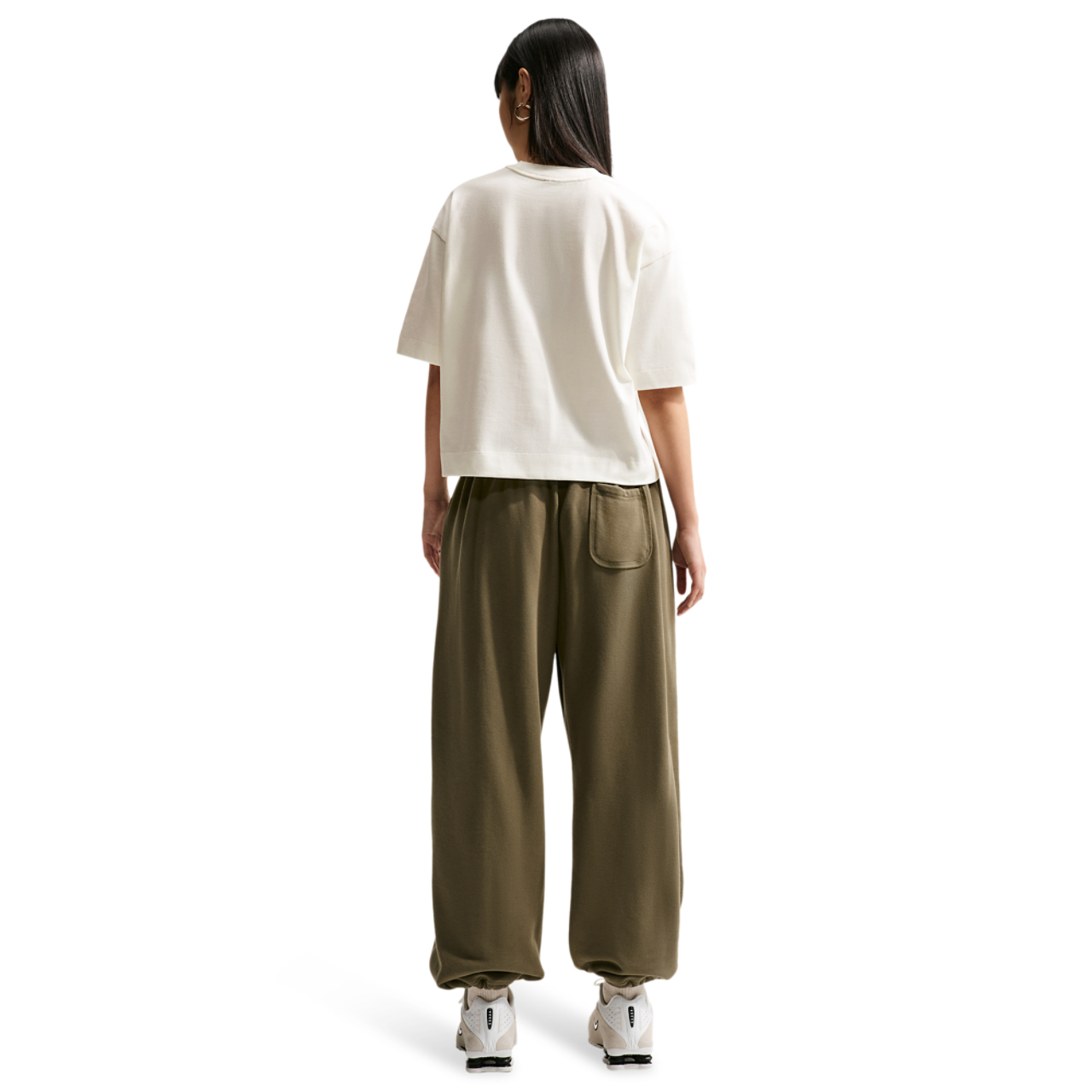 Nike Sportswear Oversized Short-sleeve T-shirt Image 5 sur 5. Appuyez pour ouvrir la galerie de photos.