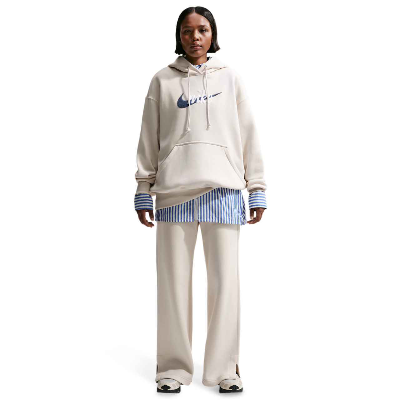Nike Sportswear Phoenix Fleece Wide-leg Trousers Image 1 of 5. Tap to open photo gallery.
