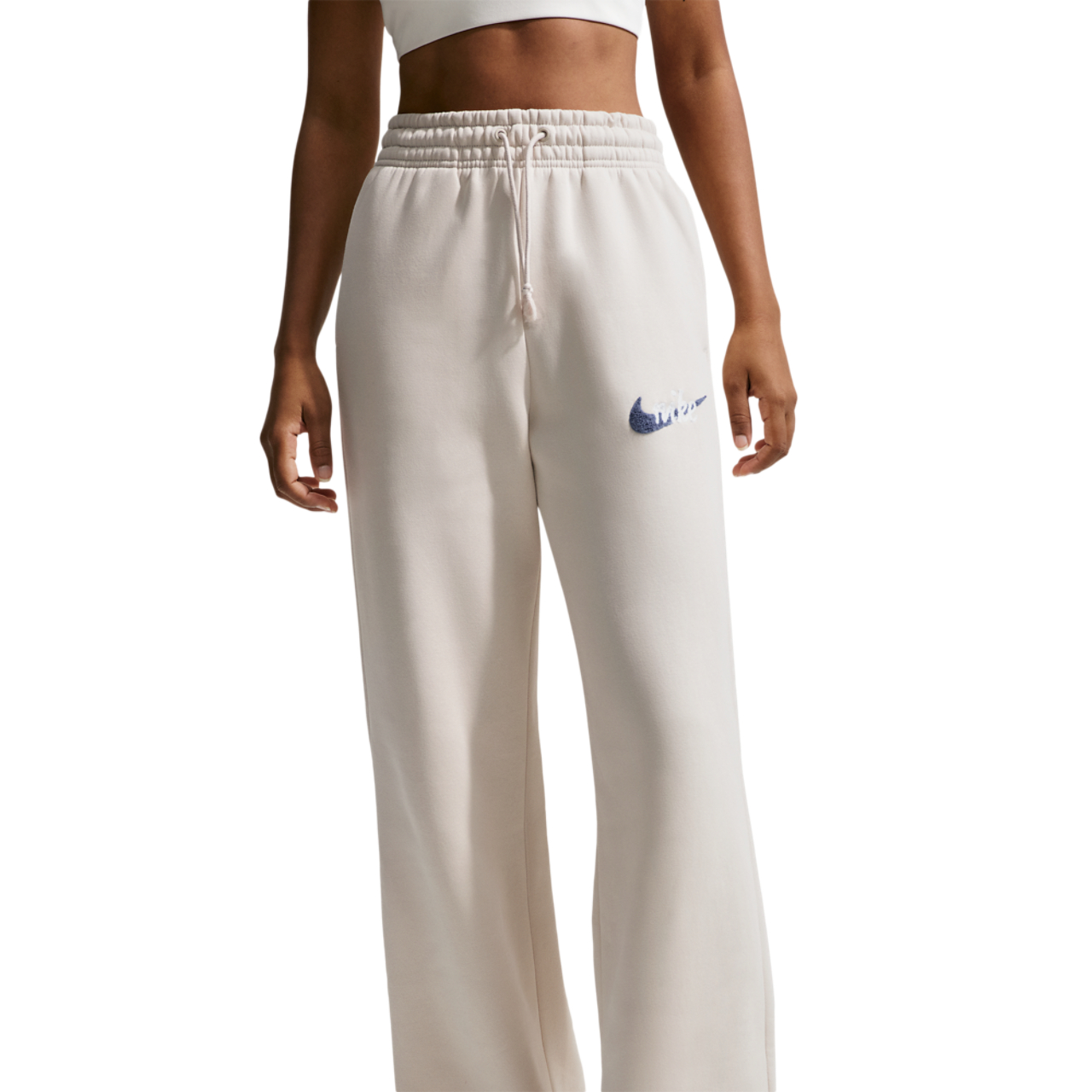Nike Sportswear Phoenix Fleece Wide-leg Trousers Image 4 of 5. Tap to open photo gallery.