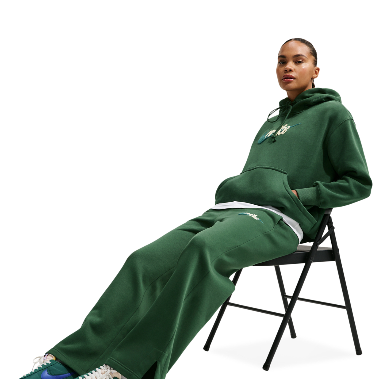 Nike Sportswear Phoenix Fleece Wide-leg Trousers Image 3 of 5. Tap to open photo gallery.