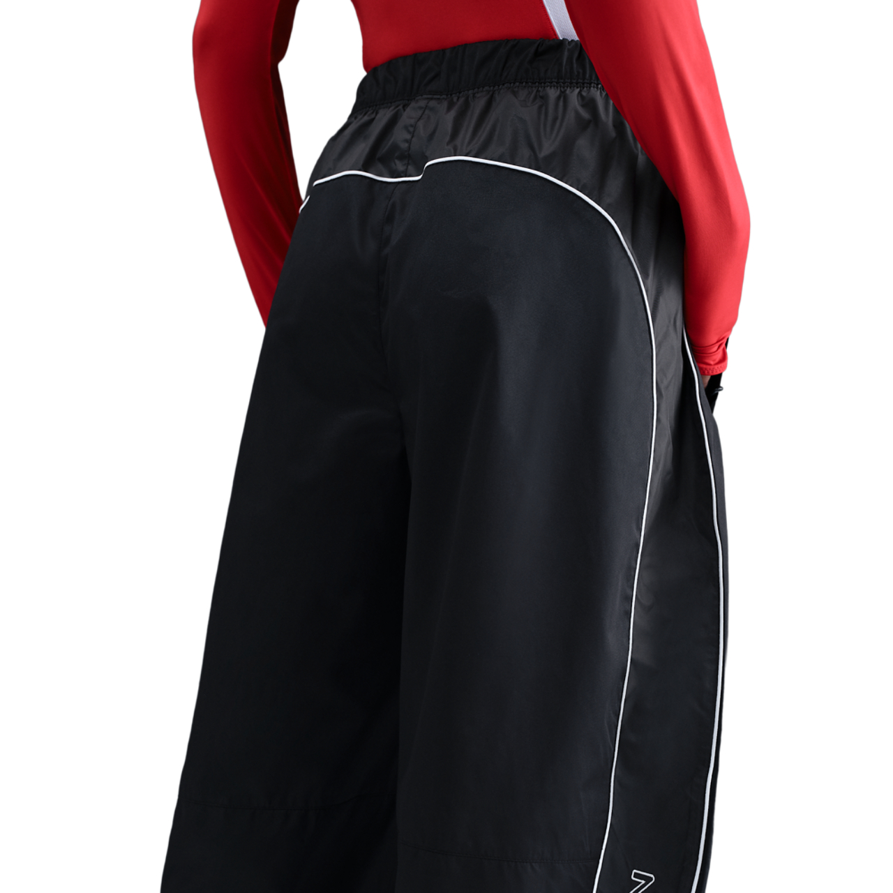 Nike Sportswear Shox Woven Trousers Image 2 sur 5. Appuyez pour ouvrir la galerie de photos.
