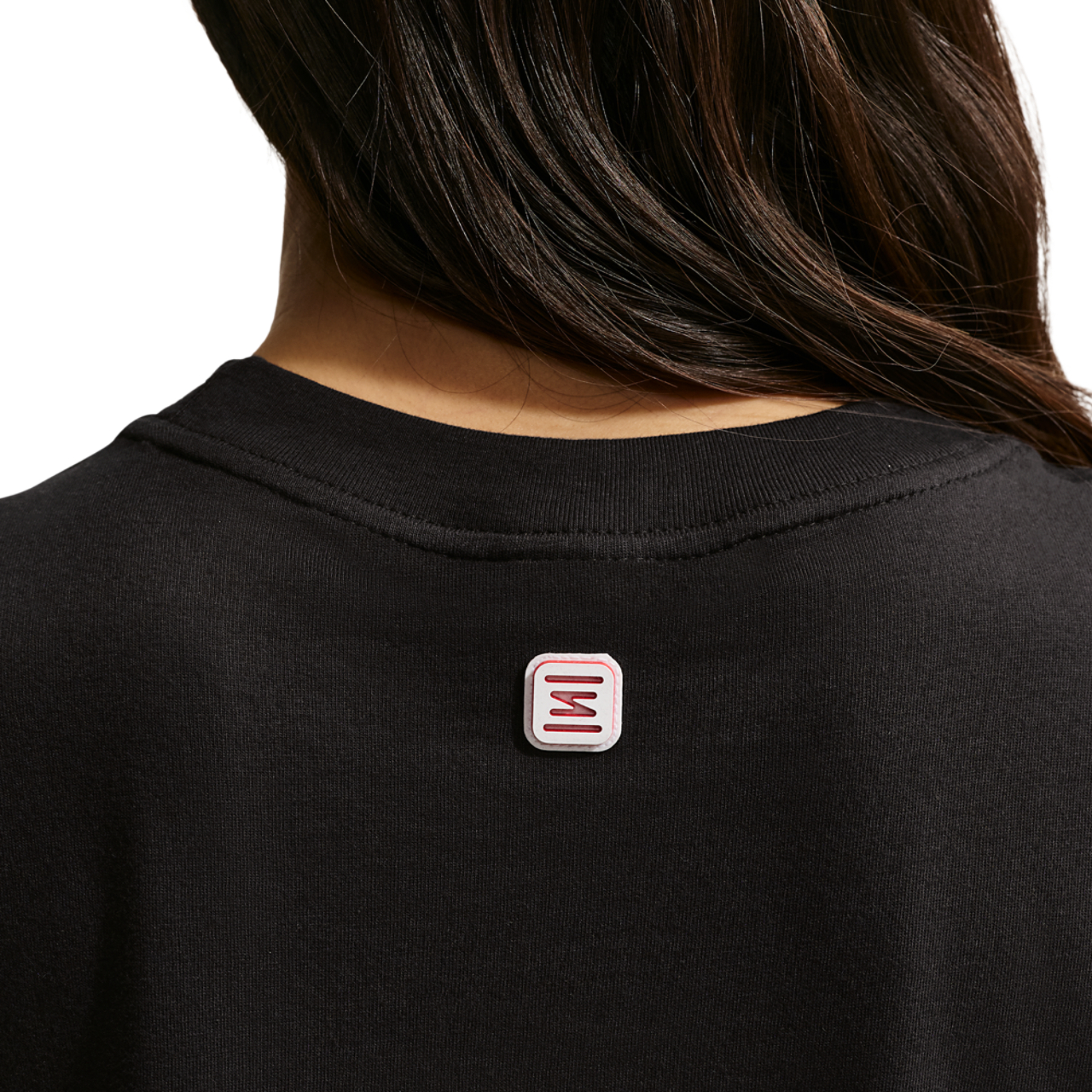 Nike Sportswear Graphic T-shirt Image 2 sur 5. Appuyez pour ouvrir la galerie de photos.