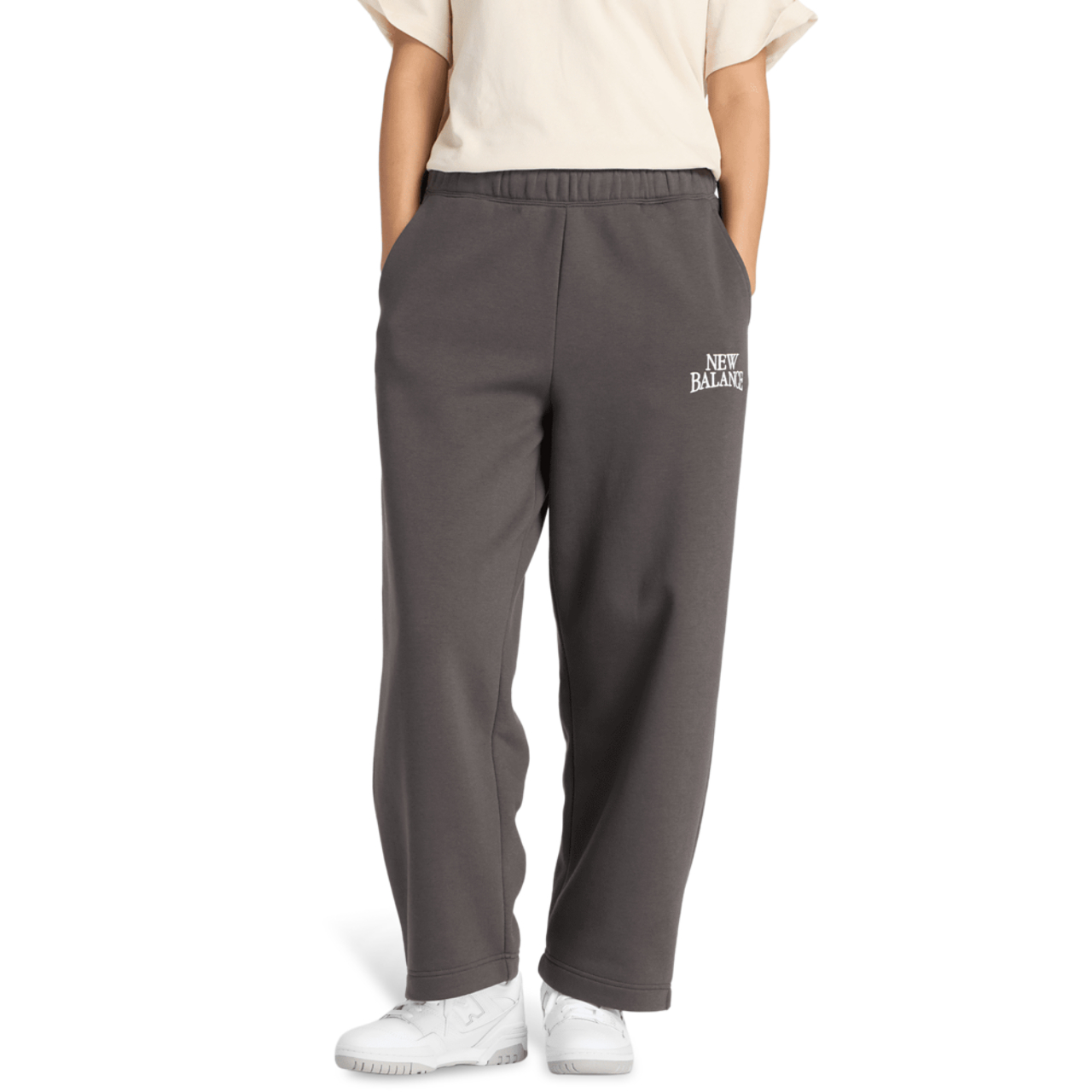 New Balance Trackside Fleece Barrel Pant Image 1 of 4. Tap to open photo gallery.