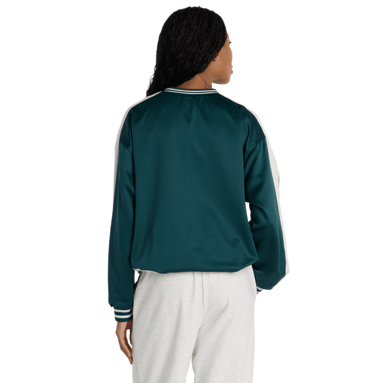 New Balance Satin Woven Pullover Bild 2 von 3. Antippen, um die Fotogalerie zu öffnen.
