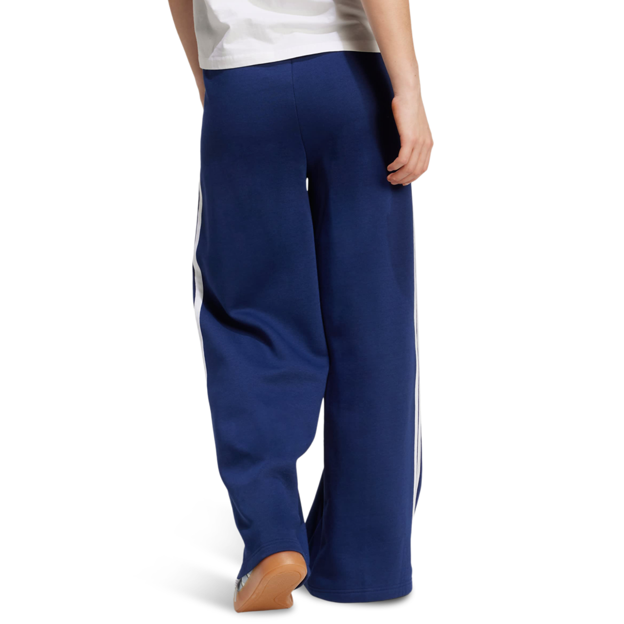 adidas 3-Stripes Fleece Wide Pant Imagen 4 de 4. Toque para abrir la galería de fotos.
