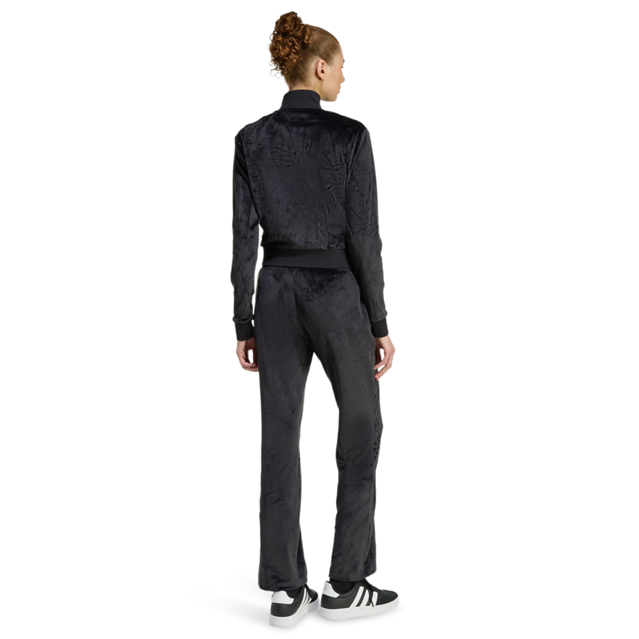 adidas Glam Velvet Tracksuit Bild 4 von 4. Antippen, um die Fotogalerie zu öffnen.