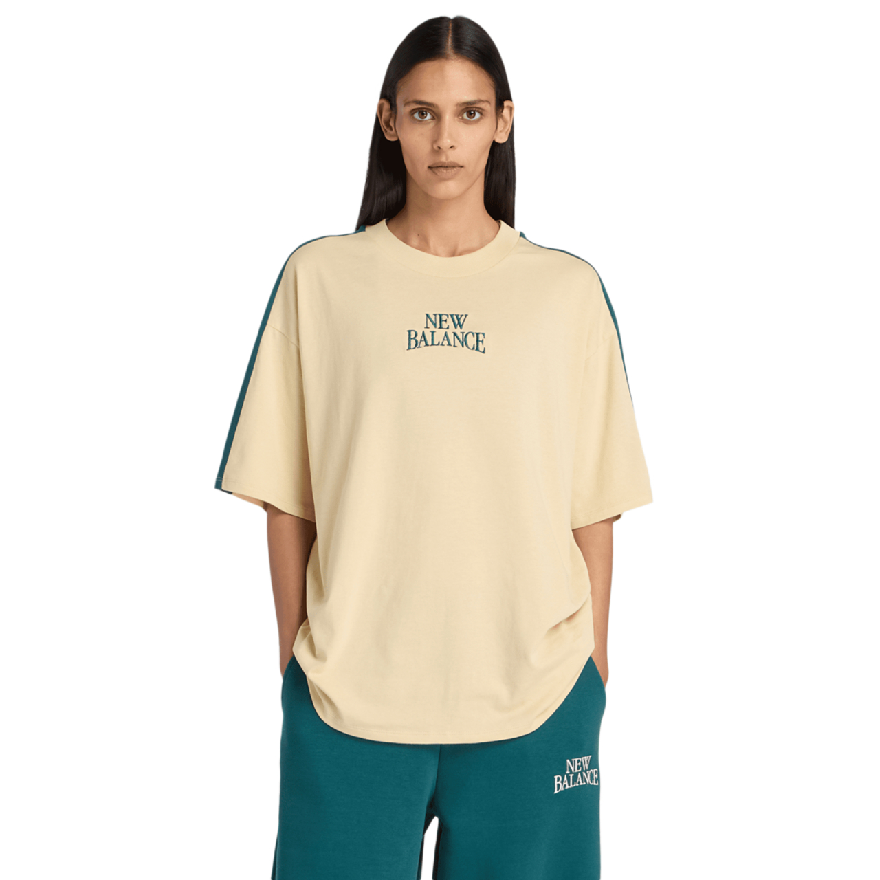 New Balance Trackside Oversized Tee Image 1 sur 4. Appuyez pour ouvrir la galerie de photos.