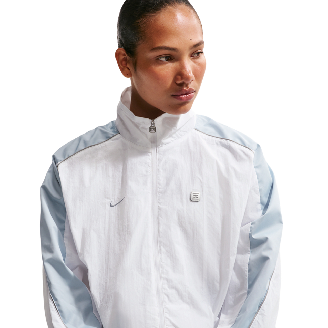 Nike Sportswear Woven Jacket Image 4 sur 4. Appuyez pour ouvrir la galerie de photos.