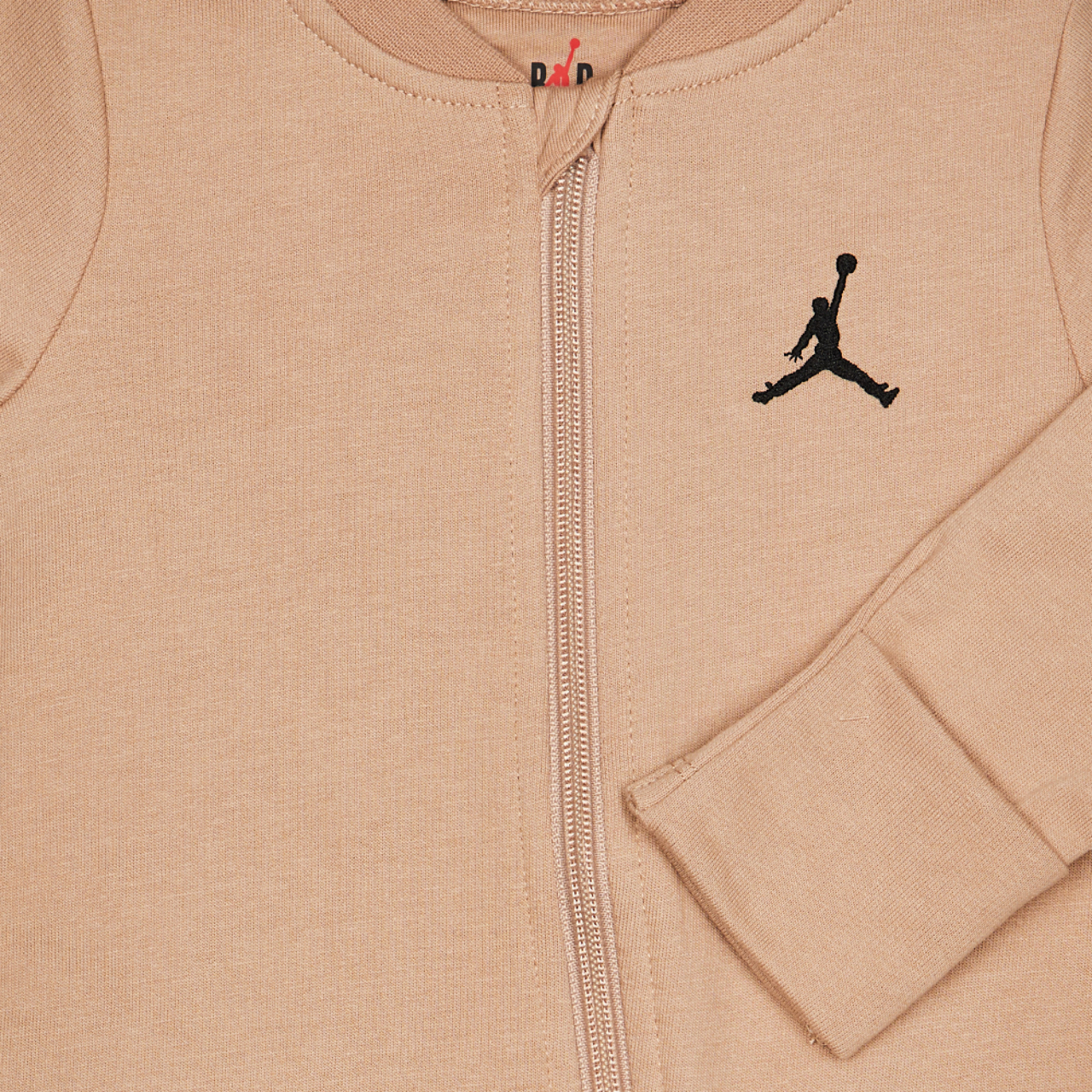 Jordan Jumpman Imagen 3 de 3. Toque para abrir la galería de fotos.