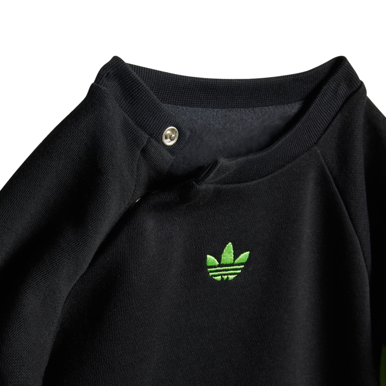adidas Adicolor 3-Stripes Bild 4 von 4. Antippen, um die Fotogalerie zu öffnen.