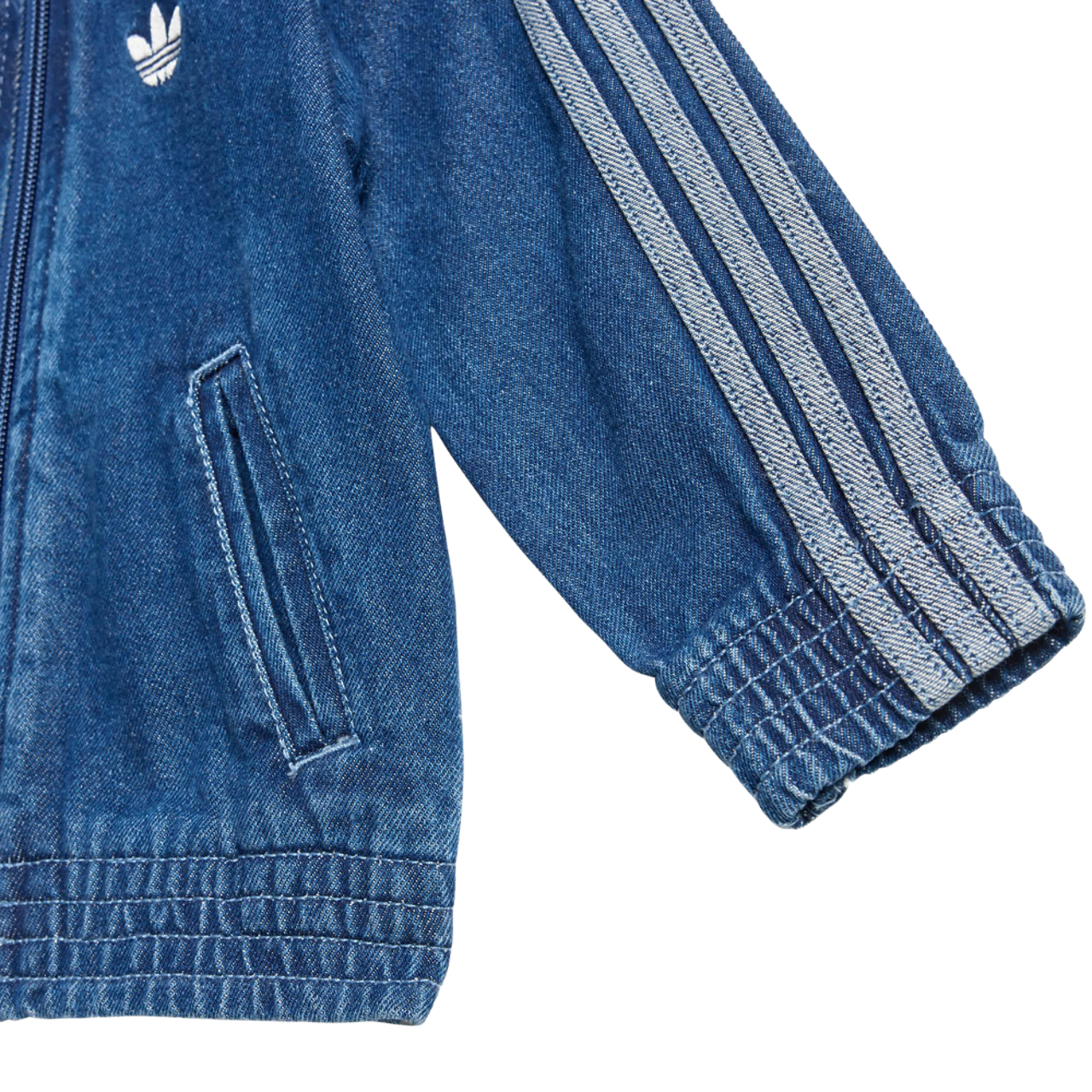 adidas Firebird Denim Bild 5 von 5. Antippen, um die Fotogalerie zu öffnen.