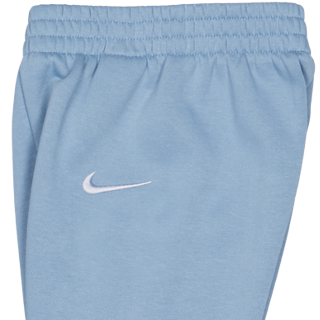 Nike Essential Crew Image 4 of 4. Tap to open photo gallery.