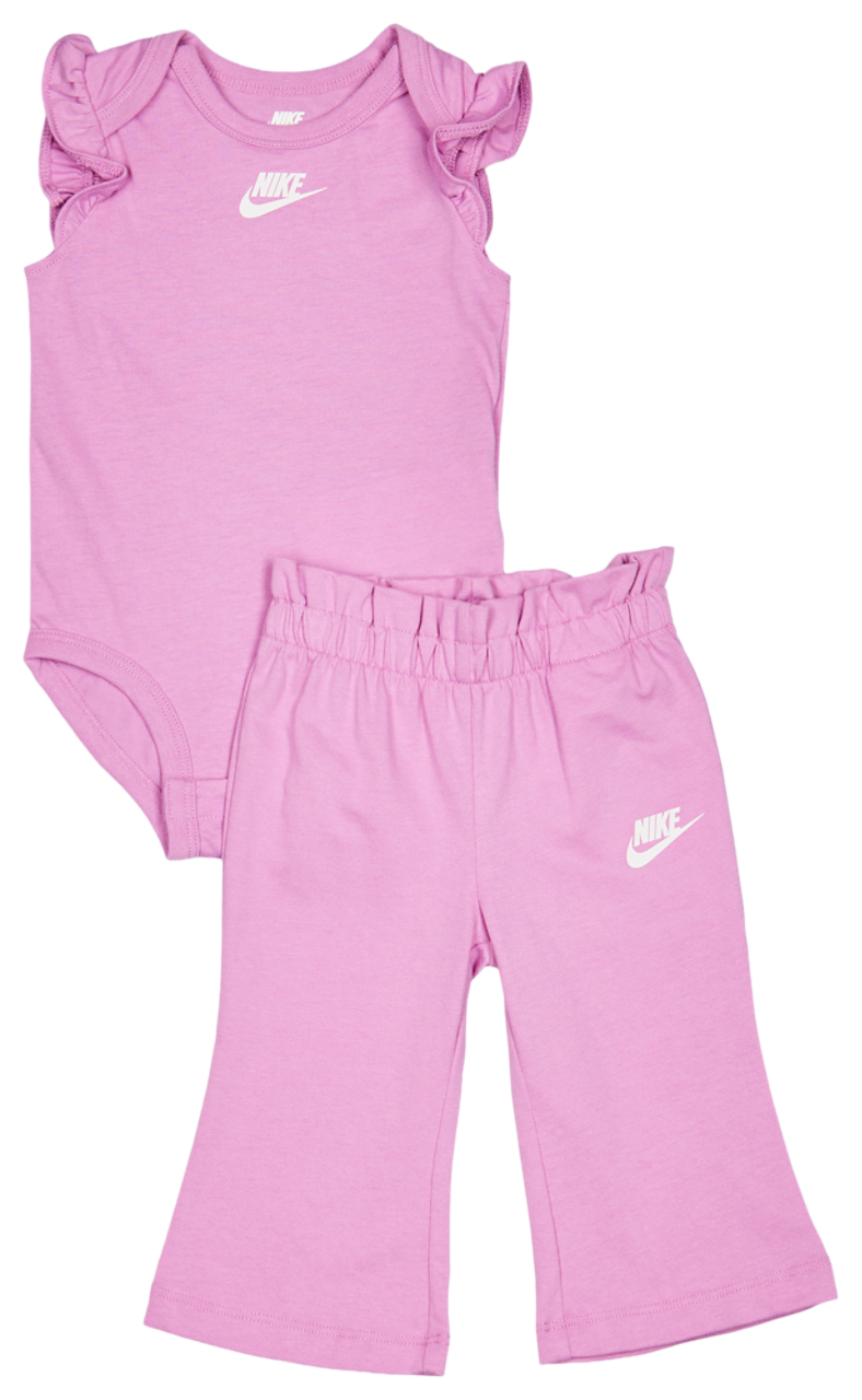 Nike Paperbag Waist Baby Image 1 of 4. Tap to open photo gallery.