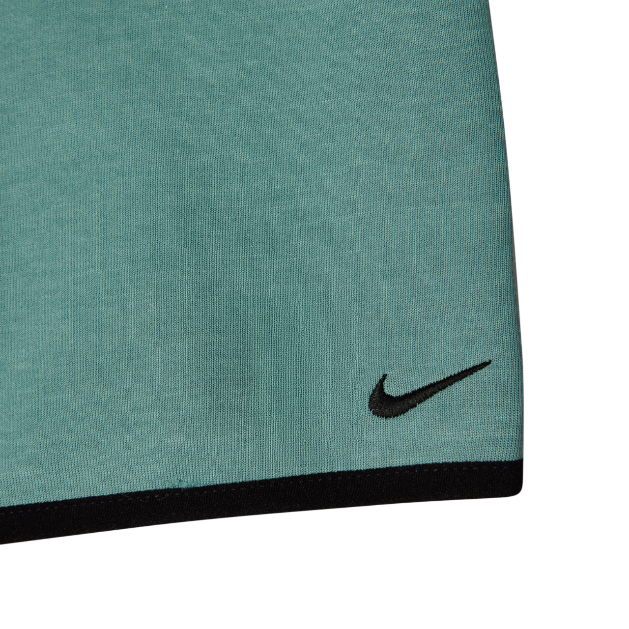 Nike Tech Fleece Image 6 of 6. Tap to open photo gallery.