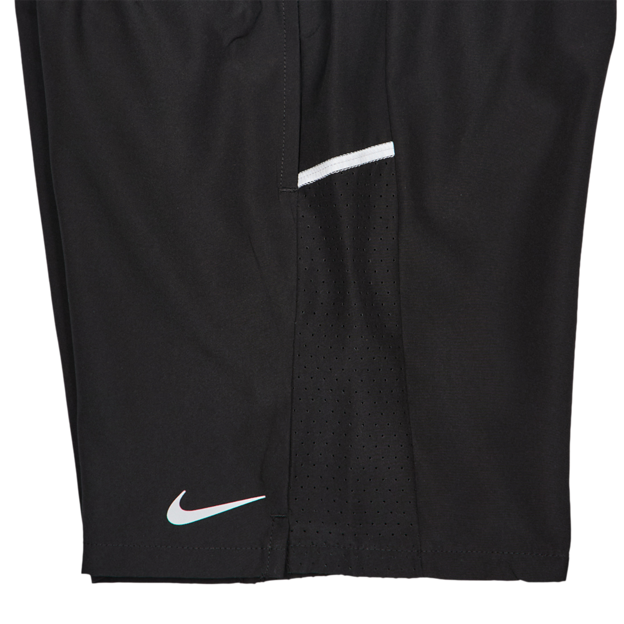 Nike Miler Image 4 sur 4. Appuyez pour ouvrir la galerie de photos.