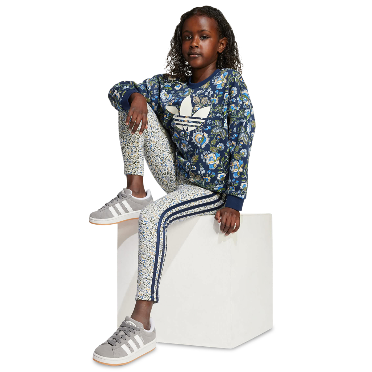adidas Originals X Liberty London Afbeelding 2 van 4. Tik om de fotogalerij te openen..