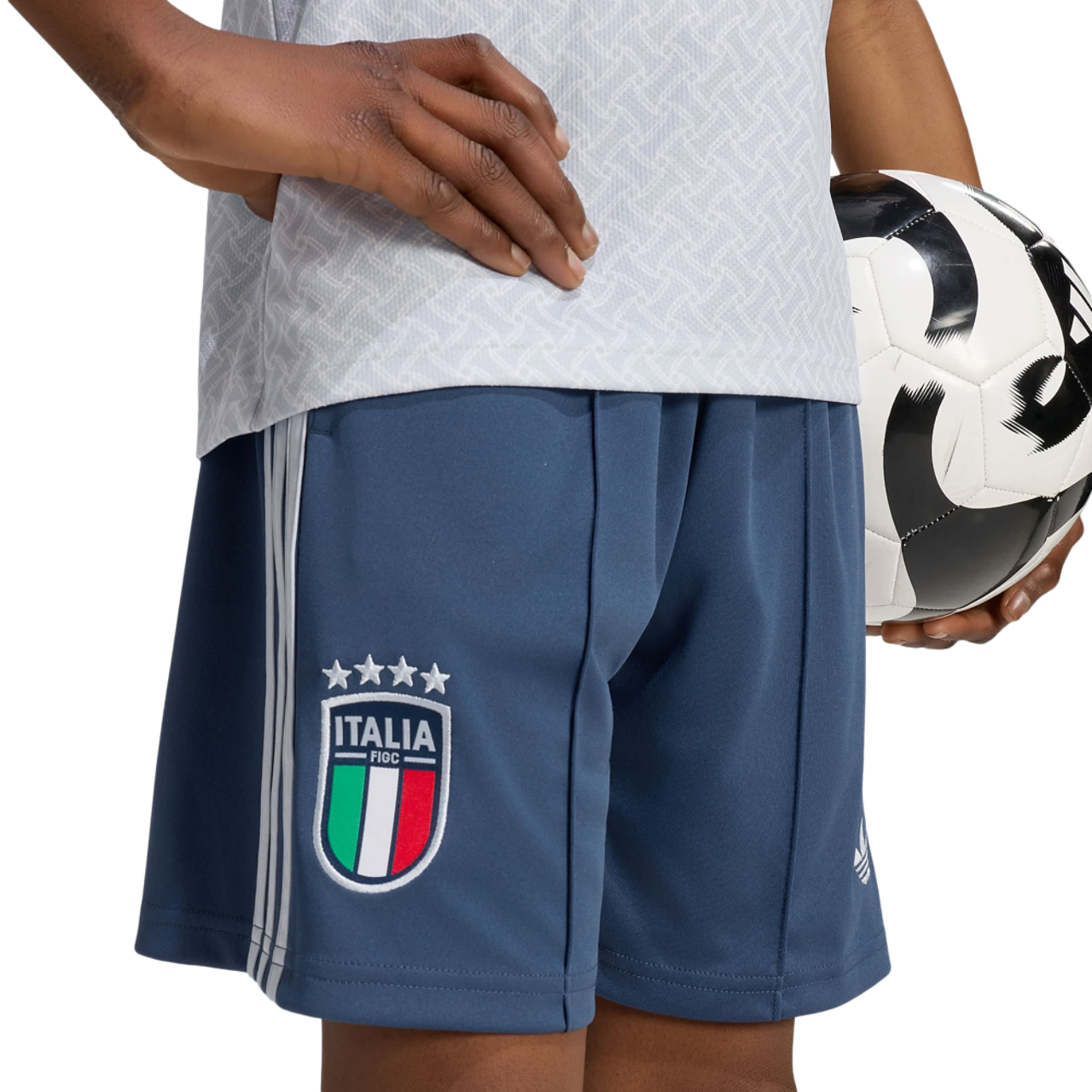 adidas Italy 26 Away Short Immagine 3 di 4. Tocca per aprire la galleria fotografica.