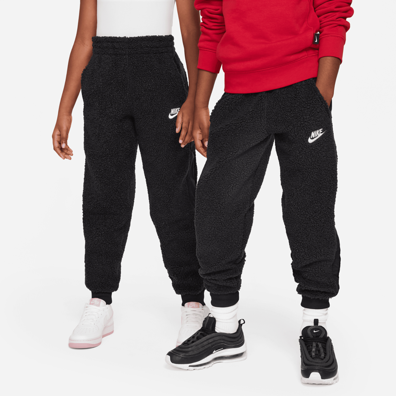 Nike Club Bild 1 von 7. Antippen, um die Fotogalerie zu öffnen.