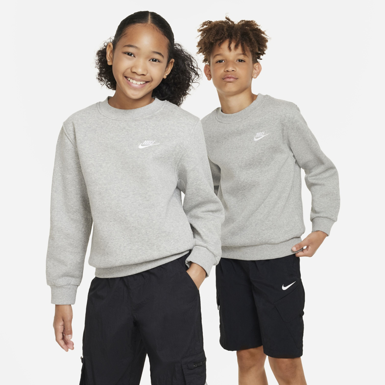 Nike Club Afbeelding 1 van 4. Tik om de fotogalerij te openen..