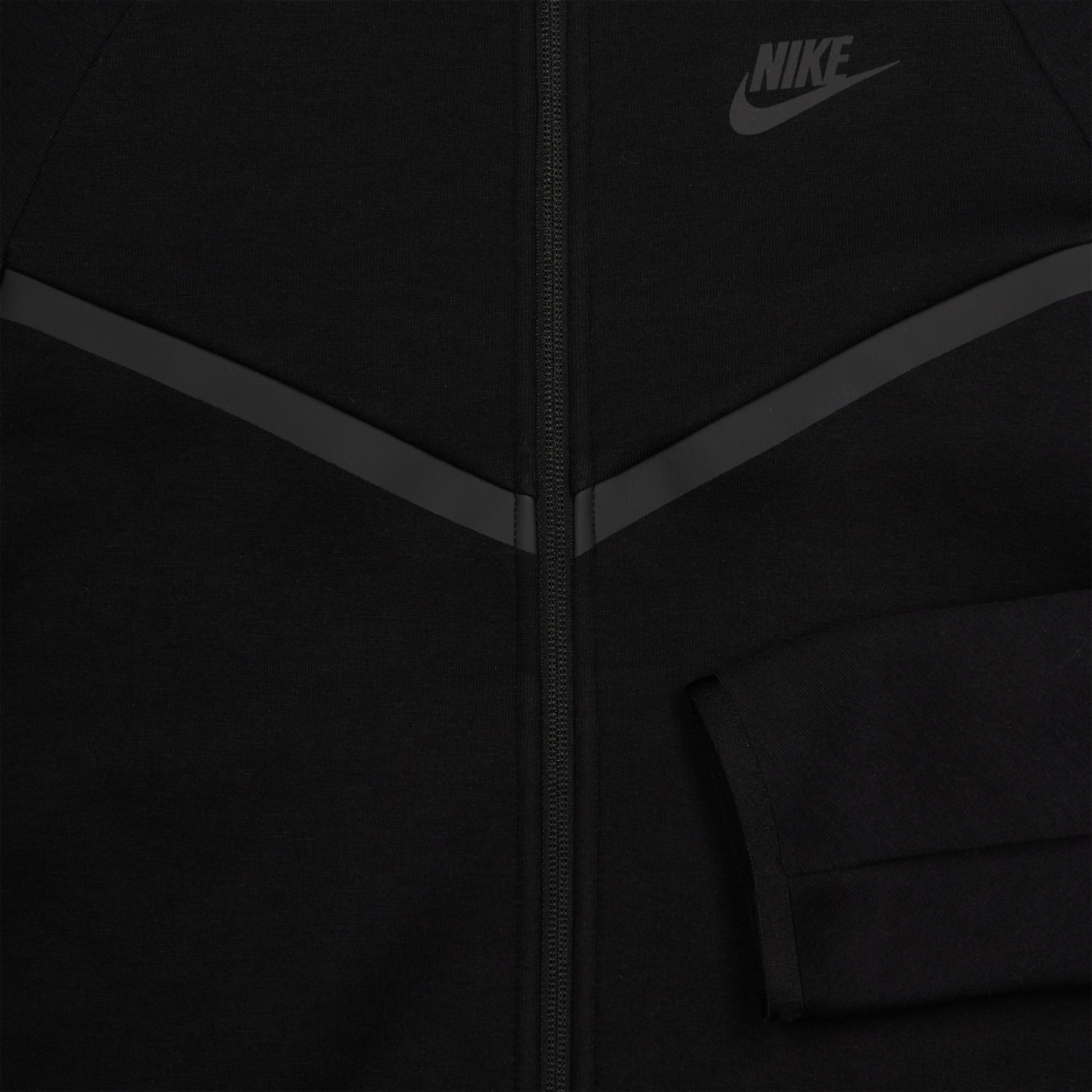 Nike Tech Fleece Bild 8 von 8. Antippen, um die Fotogalerie zu öffnen.