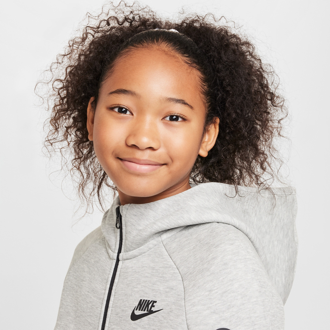 Nike Tech Fleece Image 3 of 8. Tap to open photo gallery.
