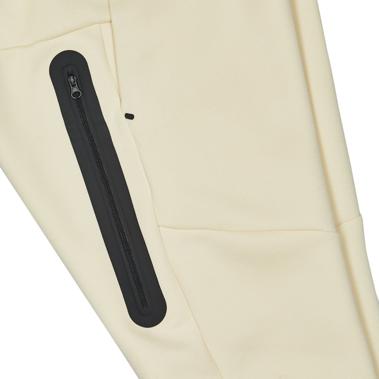Nike Tech Fleece Bild 8 von 8. Antippen, um die Fotogalerie zu öffnen.