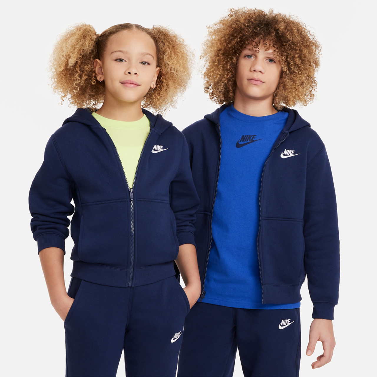 Nike Club Bild 3 von 4. Antippen, um die Fotogalerie zu öffnen.