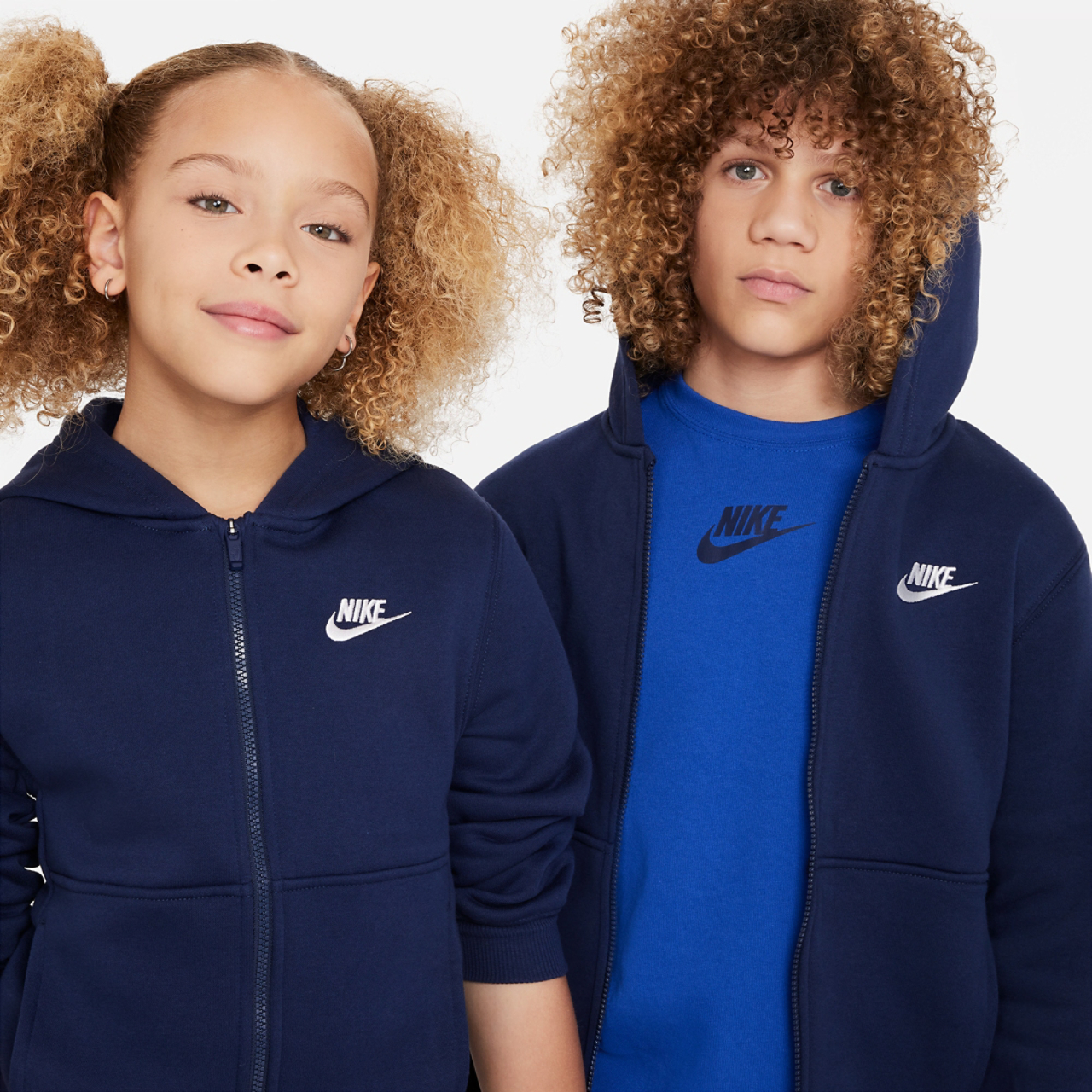 Nike Club Bild 4 von 4. Antippen, um die Fotogalerie zu öffnen.