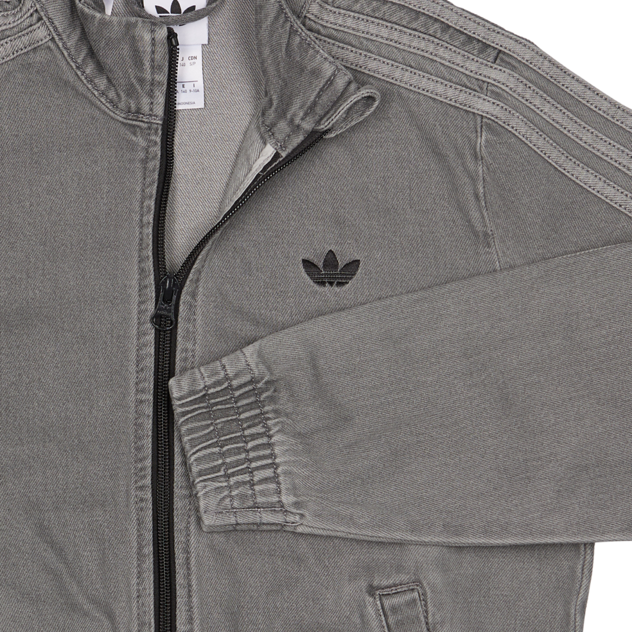 adidas Firebird Bild 6 von 6. Antippen, um die Fotogalerie zu öffnen.