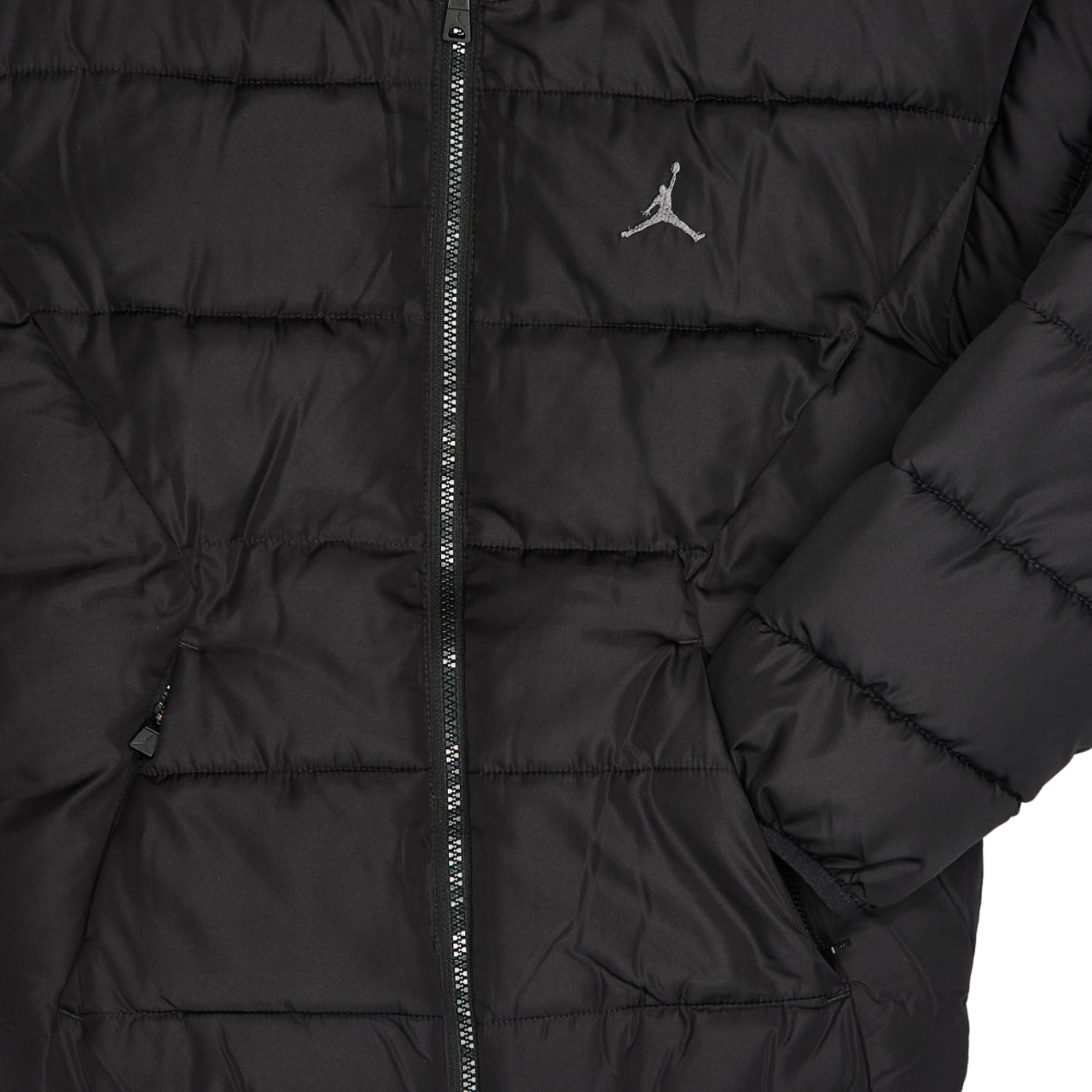 Jordan Brooklyn Puffer Image 3 sur 3. Appuyez pour ouvrir la galerie de photos.