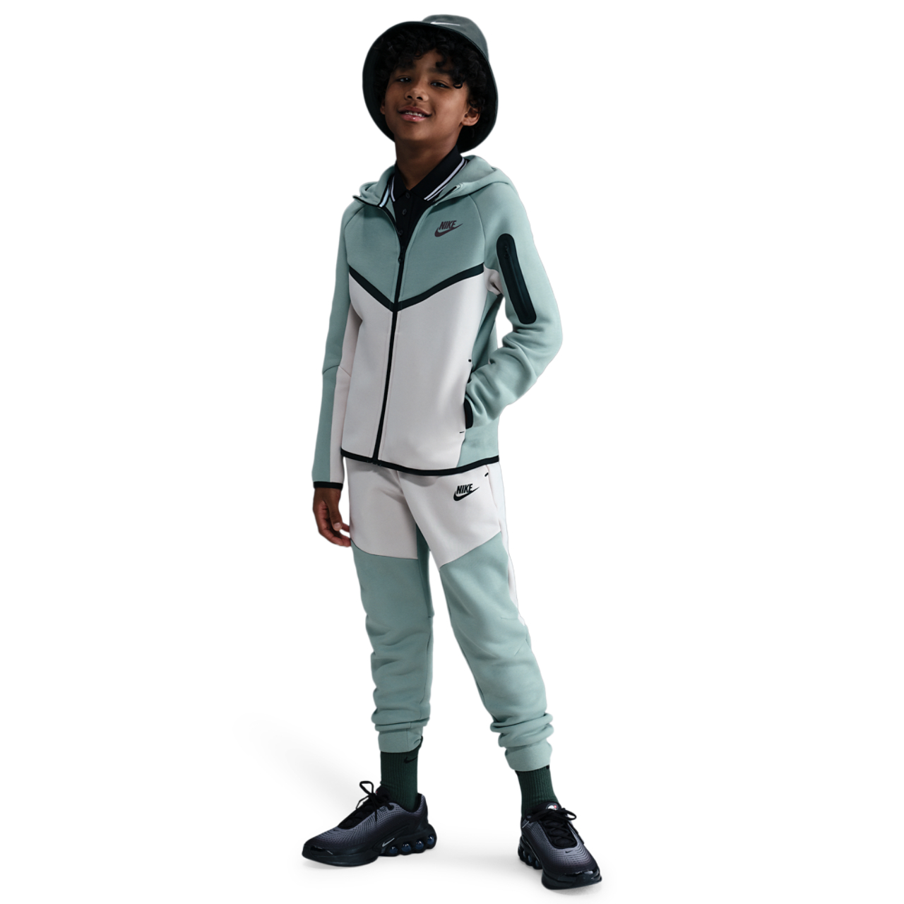 Nike Tech Colorblock Afbeelding 4 van 11. Tik om de fotogalerij te openen..