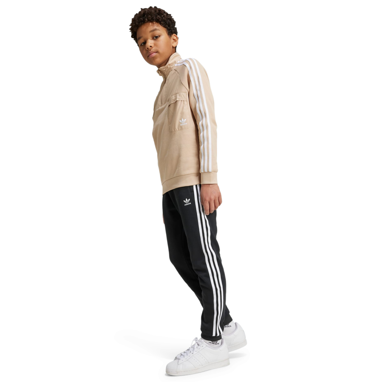 adidas Trefoil Bild 4 von 5. Antippen, um die Fotogalerie zu öffnen.