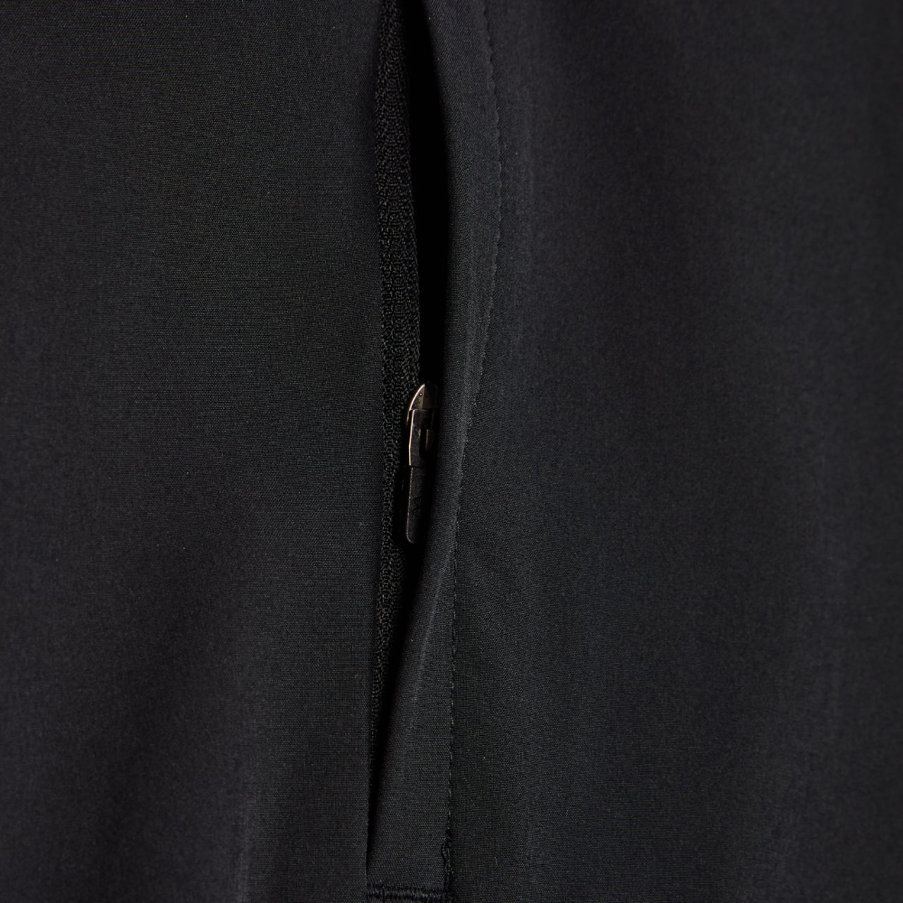 Under Armour Tech Utility Woven Image 3 sur 5. Appuyez pour ouvrir la galerie de photos.