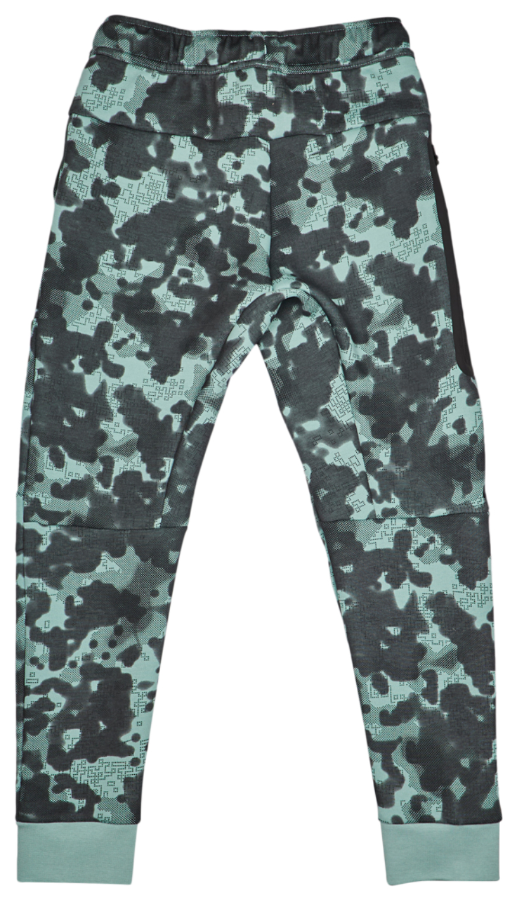 Nike Tech Fleece Aop Image 7 of 8. Tap to open photo gallery.