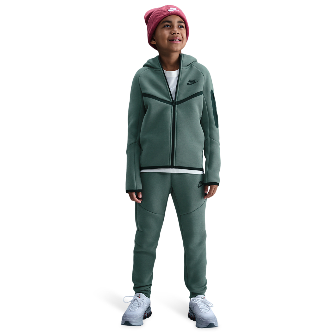 Nike Tech Fleece Image 5 of 5. Tap to open photo gallery.