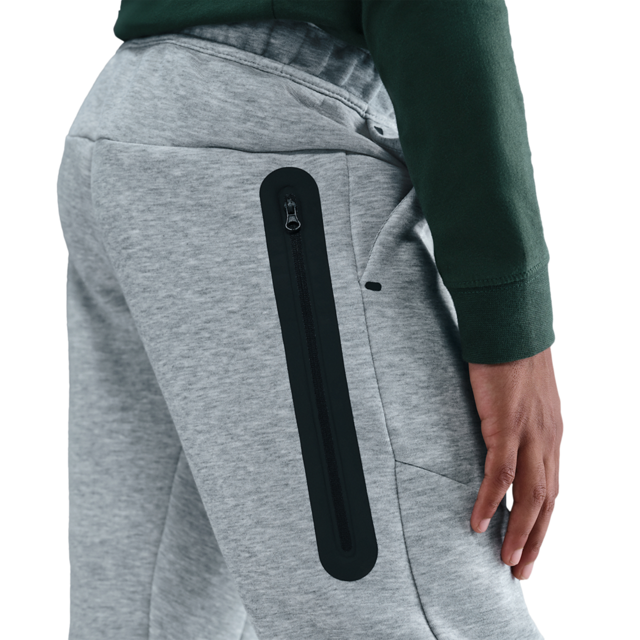 Nike Tech Fleece Image 3 of 7. Tap to open photo gallery.