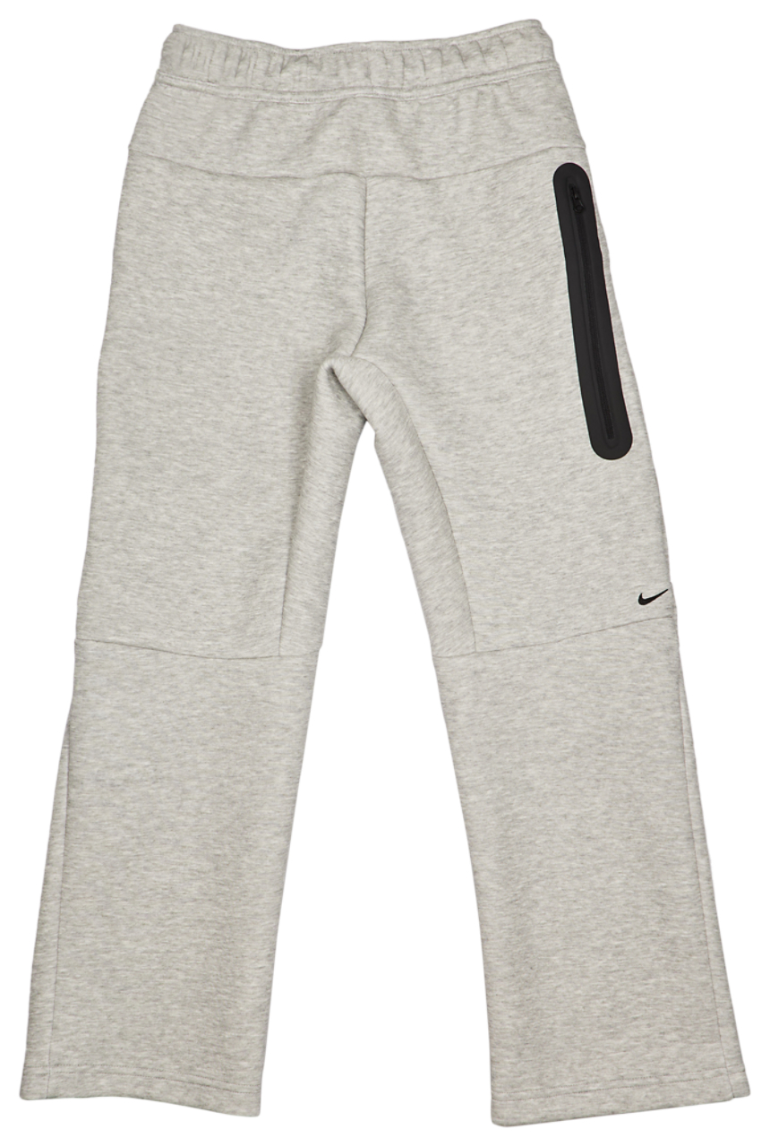 Nike Tech Fleece Image 7 of 7. Tap to open photo gallery.