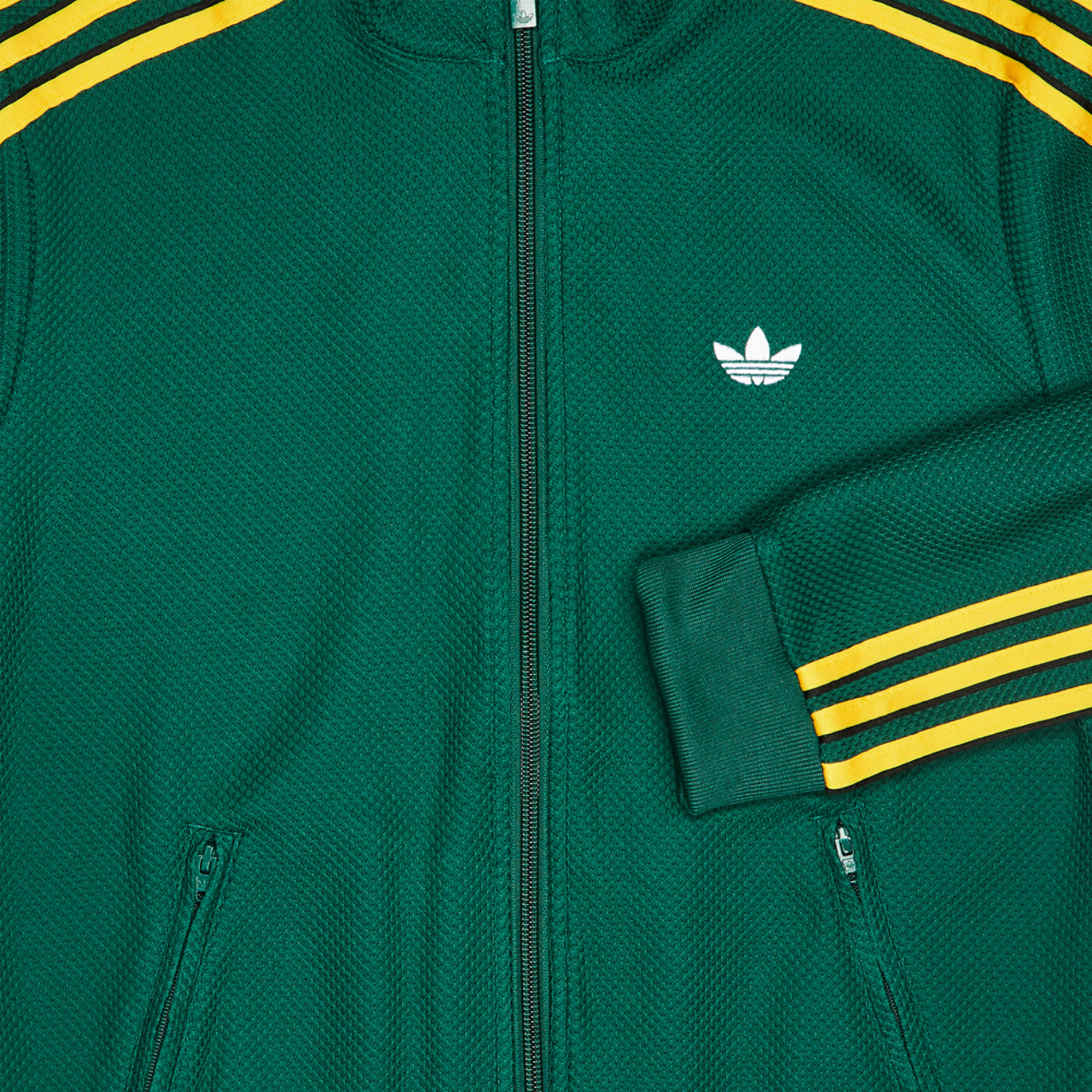 adidas Firebird Image 3 sur 3. Appuyez pour ouvrir la galerie de photos.