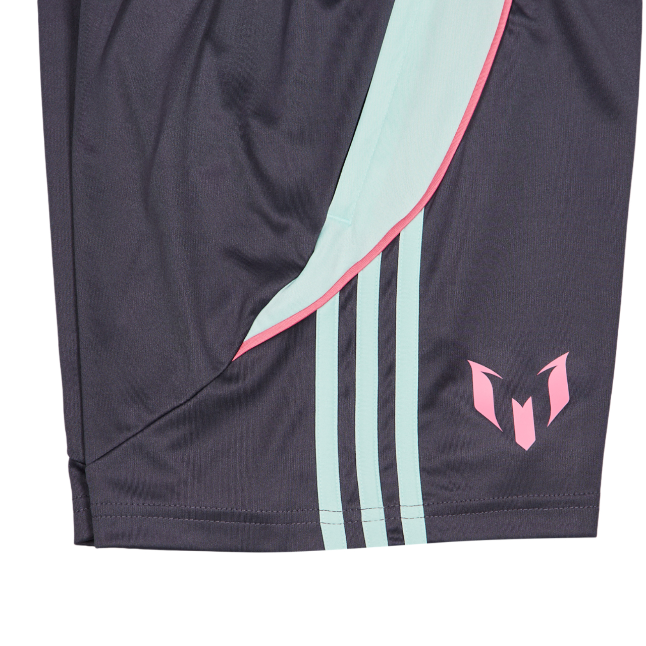 adidas Messi Bild 8 von 9. Antippen, um die Fotogalerie zu öffnen.