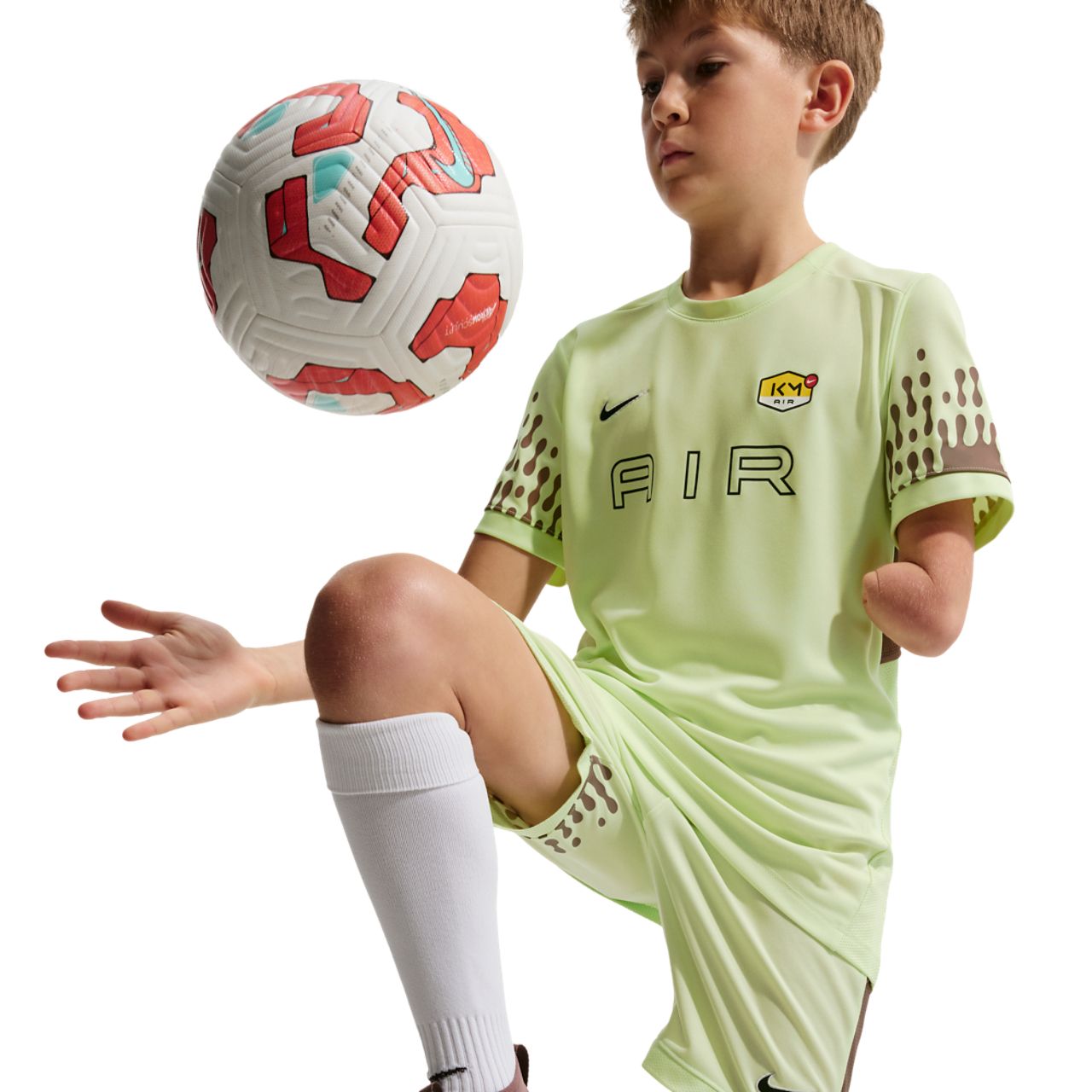 Nike Kylian Mbappe Academy Df Football Short Image 3 sur 9. Appuyez pour ouvrir la galerie de photos.