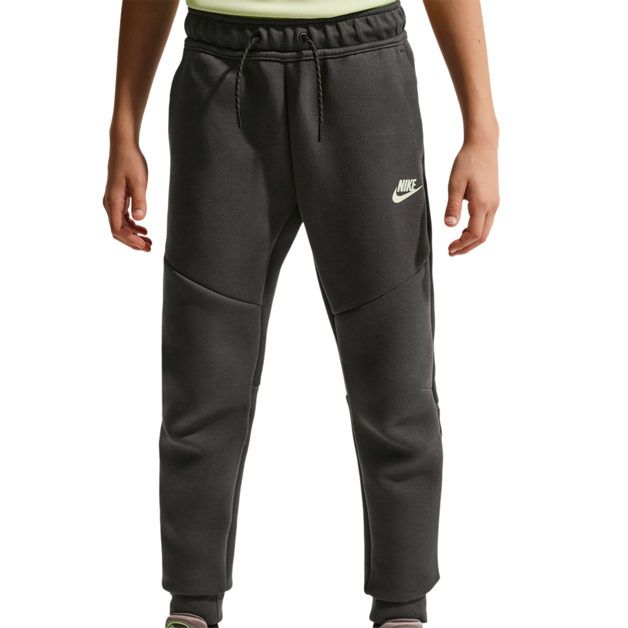Nike Tech Fleece Afbeelding 1 van 8. Tik om de fotogalerij te openen..
