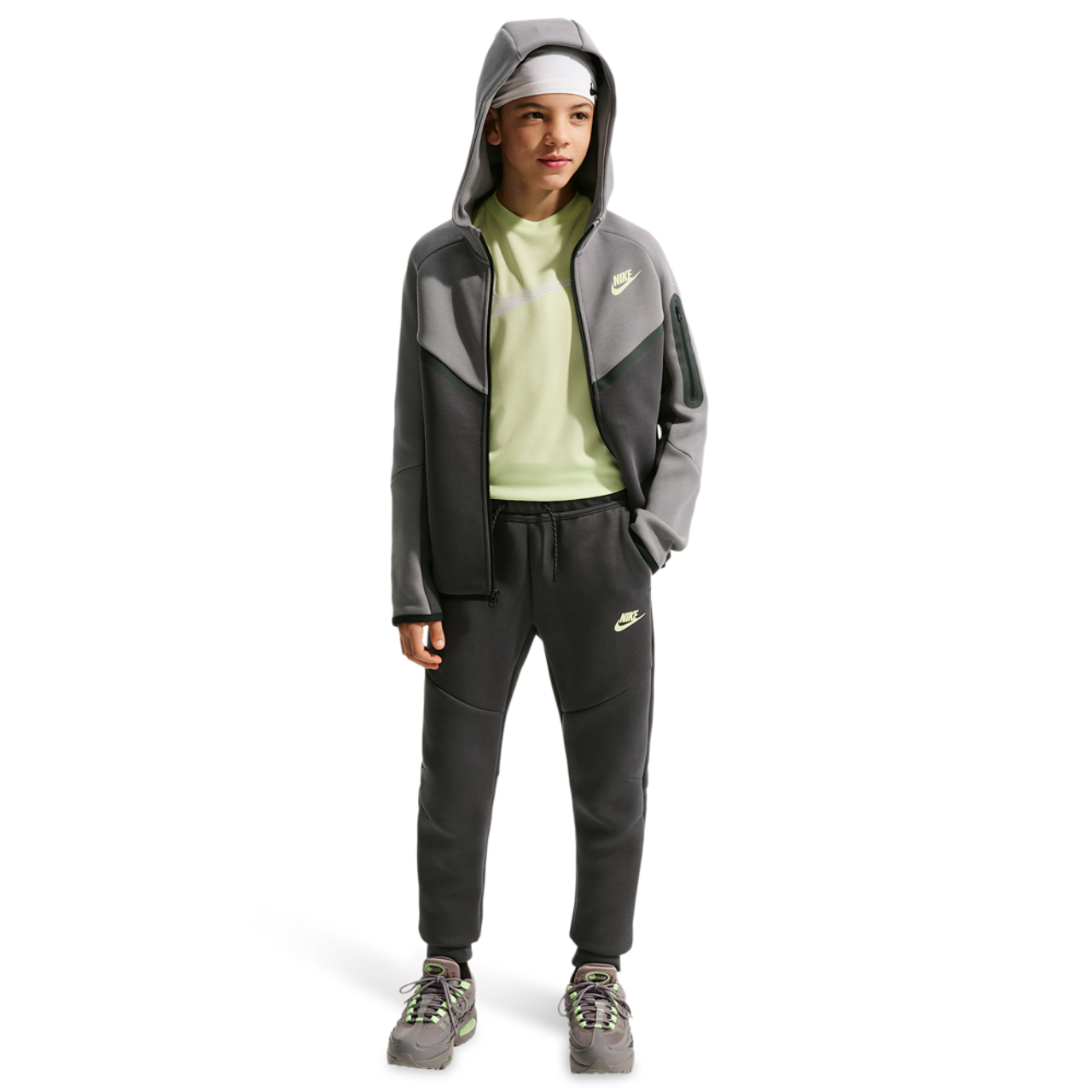 Nike Tech Fleece Afbeelding 4 van 8. Tik om de fotogalerij te openen..
