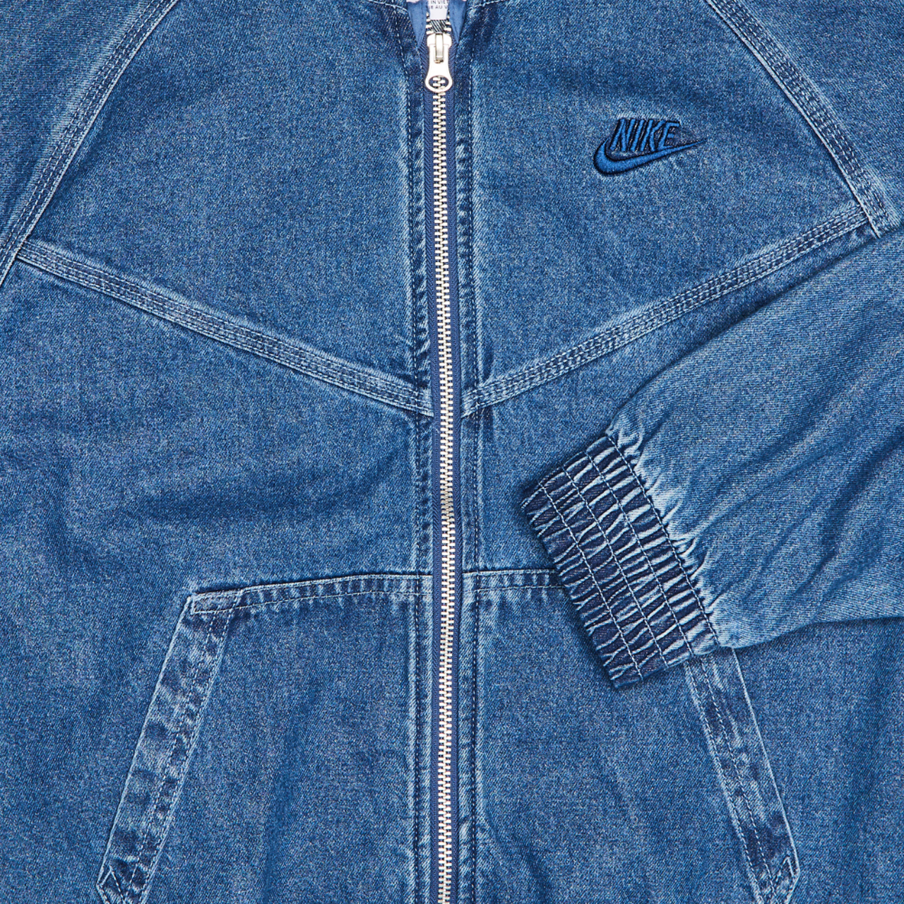 Nike Nsw Denim Afbeelding 8 van 8. Tik om de fotogalerij te openen..