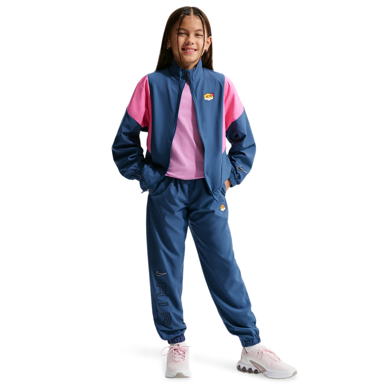 Nike Kylian Mbappe Woven Football Track Suit Immagine 1 di 10. Tocca per aprire la galleria fotografica.