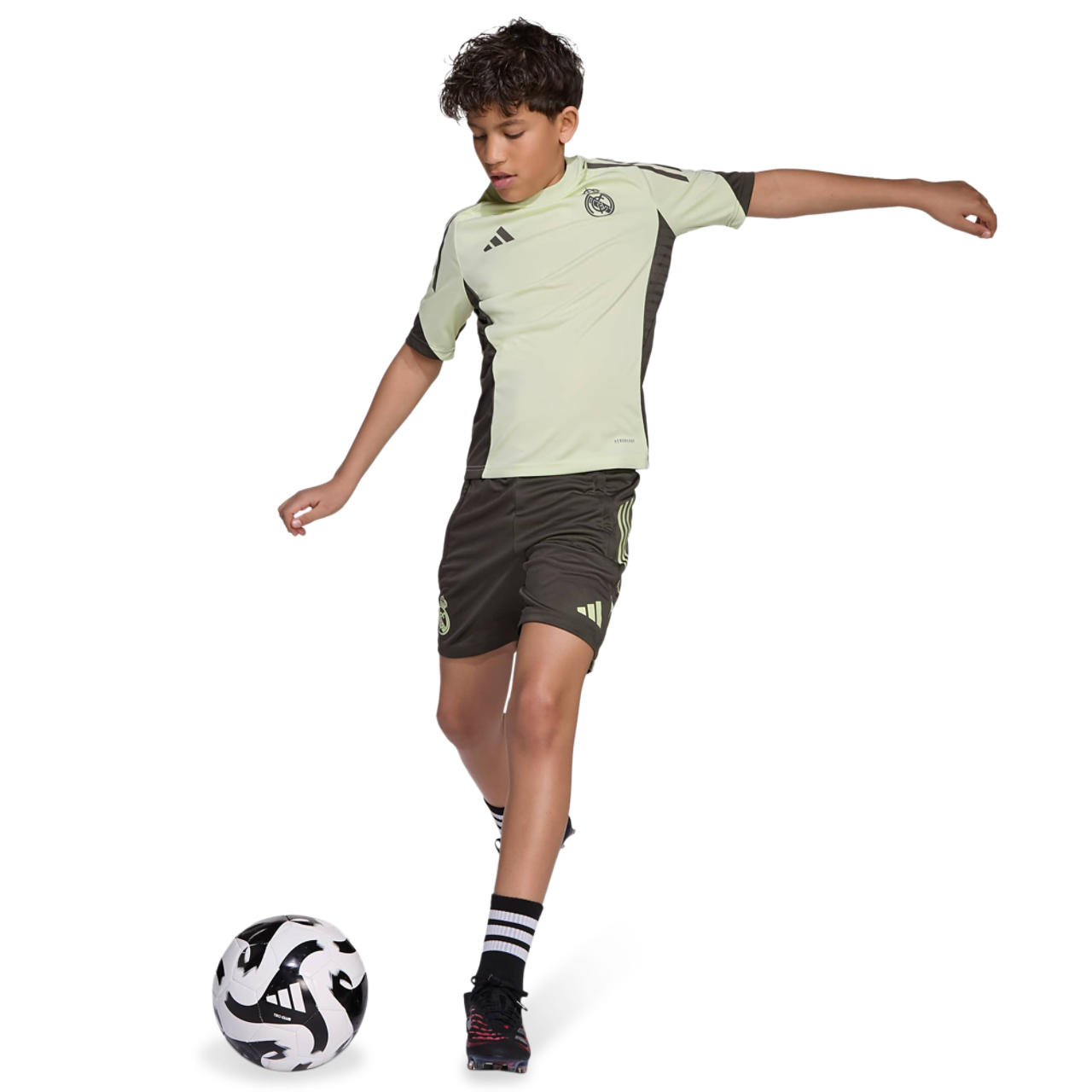 adidas Real Madrid Tiro 25 Competition Bild 2 von 4. Antippen, um die Fotogalerie zu öffnen.