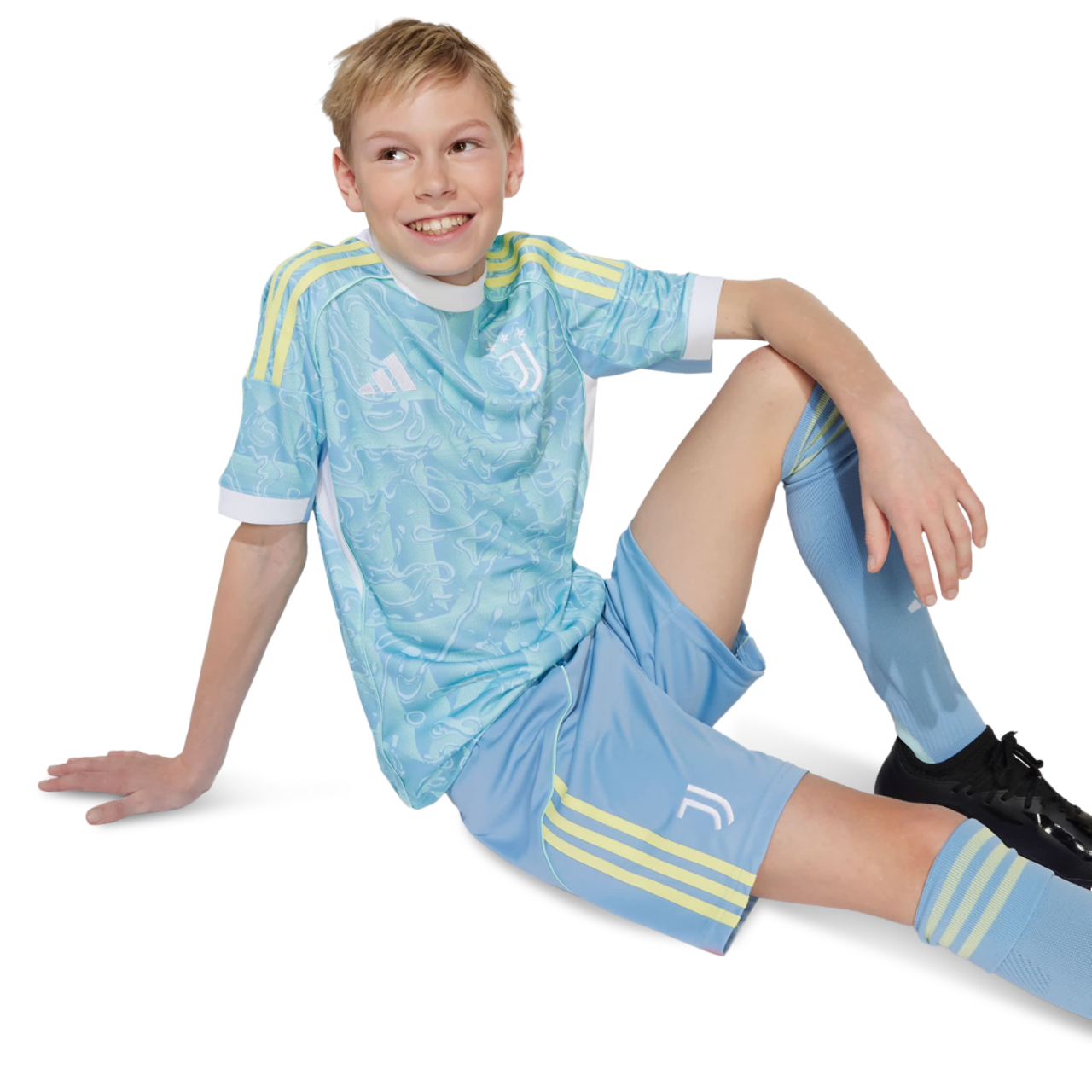 adidas Juventus 25/26 Away Shorts Immagine 4 di 4. Tocca per aprire la galleria fotografica.