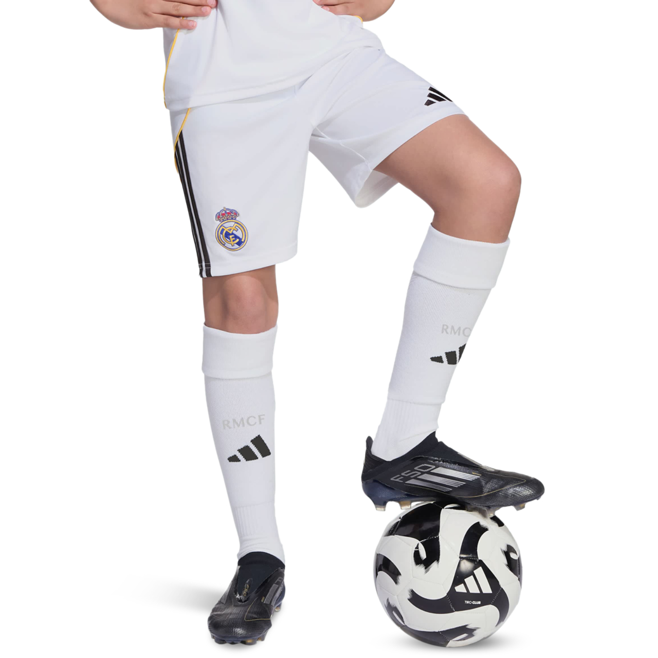 adidas Real Madrid 25/26 Home Shorts Bild 1 von 4. Antippen, um die Fotogalerie zu öffnen.