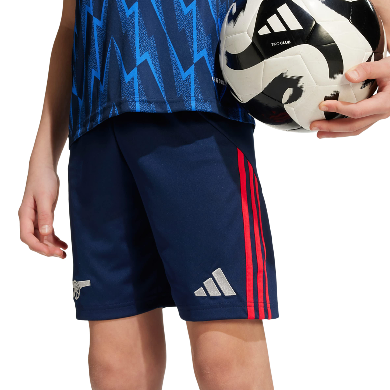 adidas Arsenal 25/26 Away Shorts Immagine 4 di 5. Tocca per aprire la galleria fotografica.